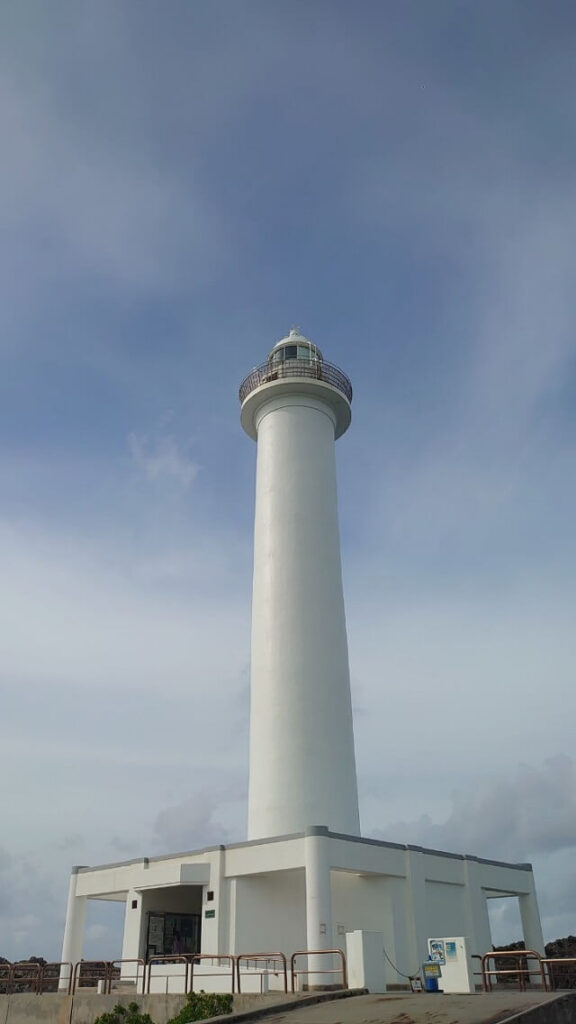 沖縄旅行　残波岬灯台