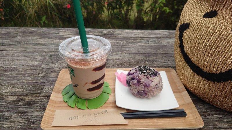 石垣島にあるのばれ岬観光農園・のばれカフェでの食事