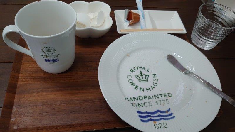 宮古島　喫茶RAPPORT(ラポール)の食器