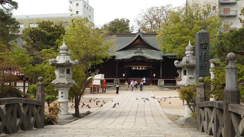 松本市の四柱神社（よはしらじんじゃ）