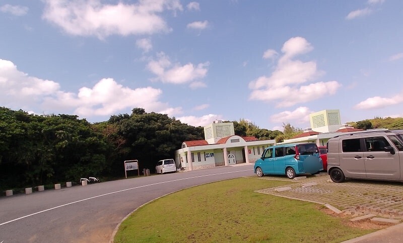 下地島　通り池の駐車場