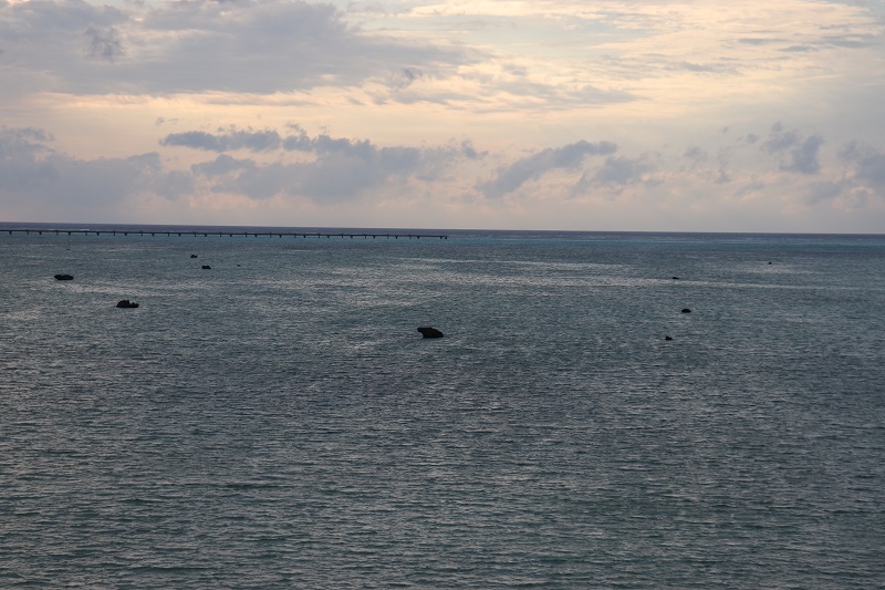 ウォーターマークホテル沖縄 宮古島　ベランダから見た佐和田の浜