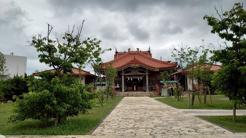 宮古神社の境内