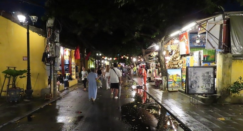 ホイアンランタン祭りの旧市街