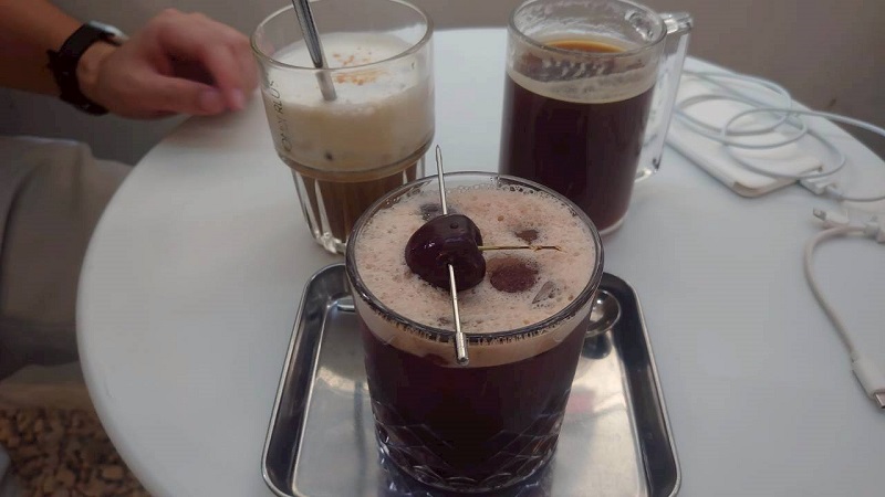 ダナン ハン市場の近くのカフェ