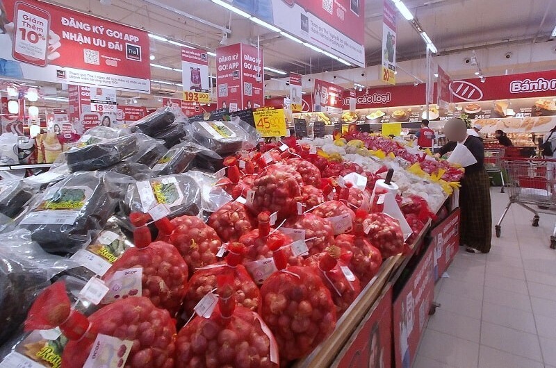 GOダナンの食品売り場