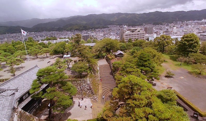 高知城の天守閣から見える景色